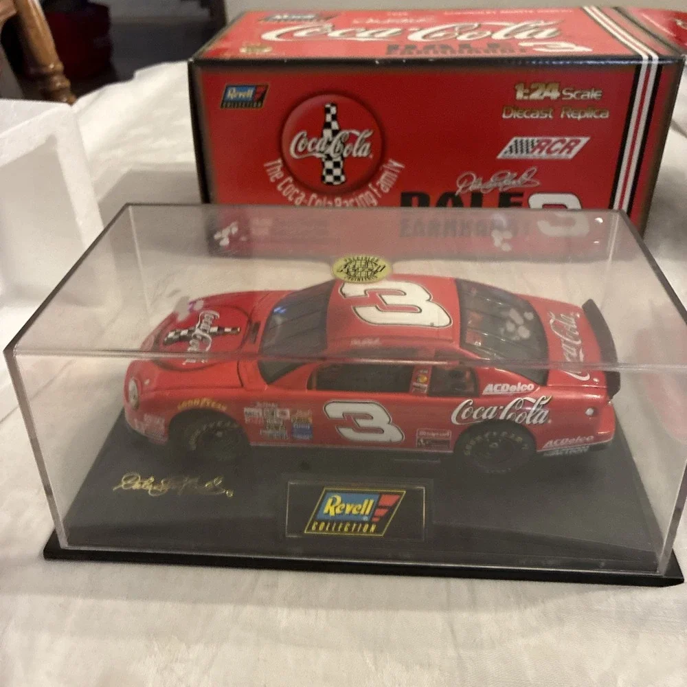 Revell 1:24 Coca-Cola Dale Earnhardt #3 1998 Chevrolet Monte Carlo Diecast Car